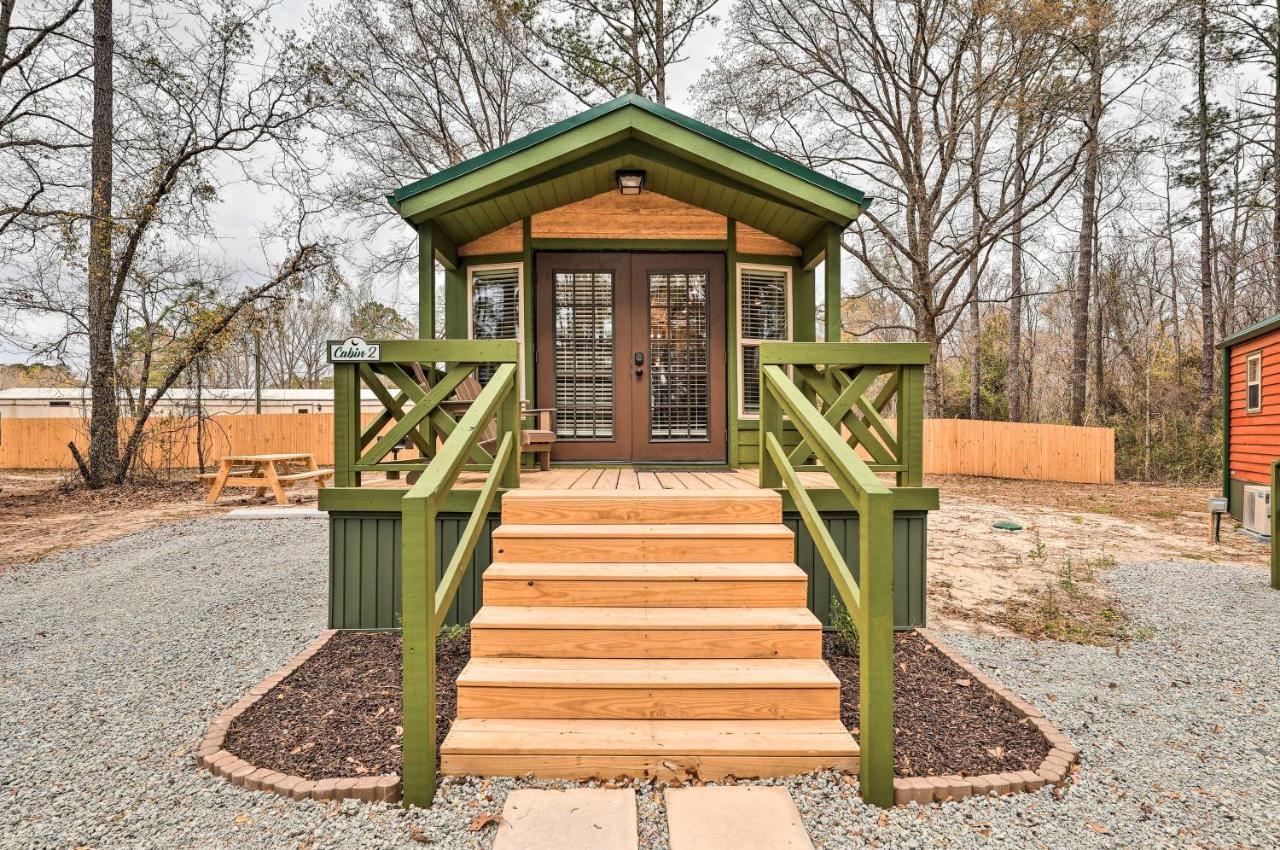 Beautiful New Bern Studio Cabin With Fire Pit! Exterior photo