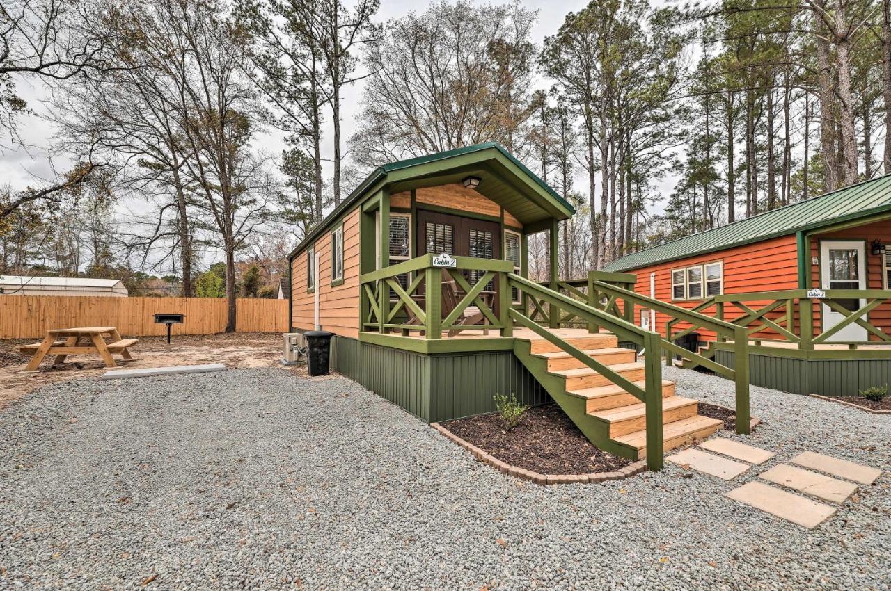 Beautiful New Bern Studio Cabin With Fire Pit! Exterior photo